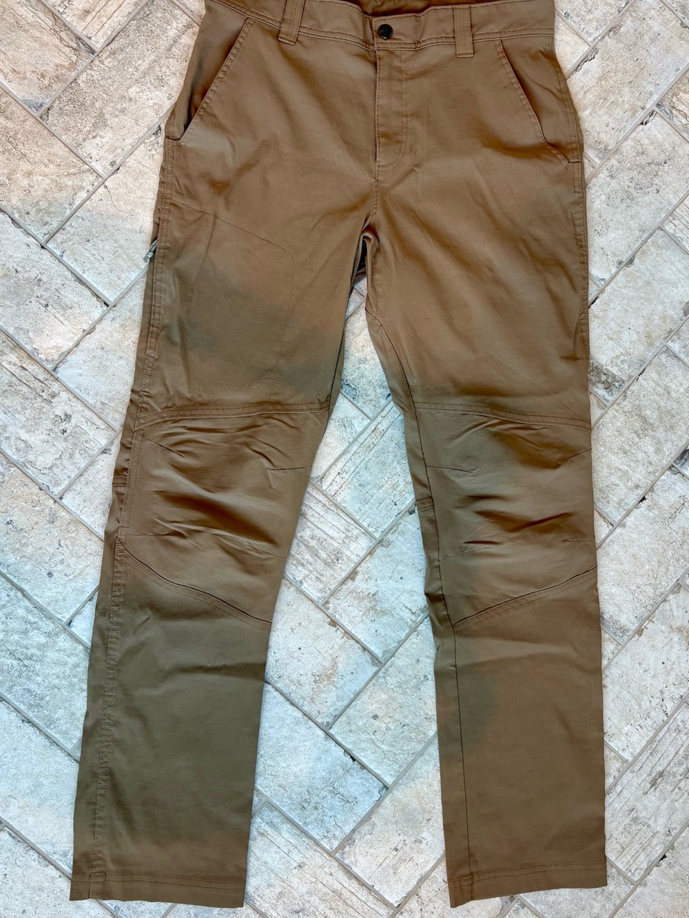 Columbia Men's Stretch Chinos in Olive
